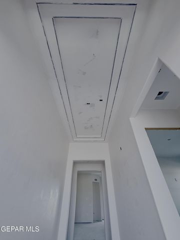 416 PLATEAU Drive, Socorro, TX 79927