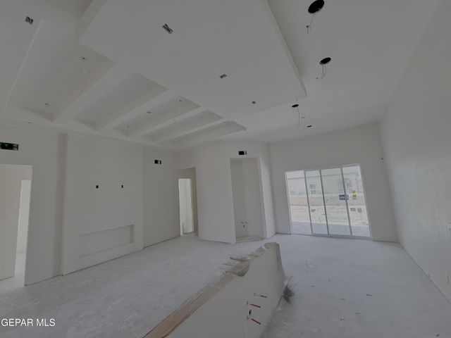 416 PLATEAU Drive, Socorro, TX 79927