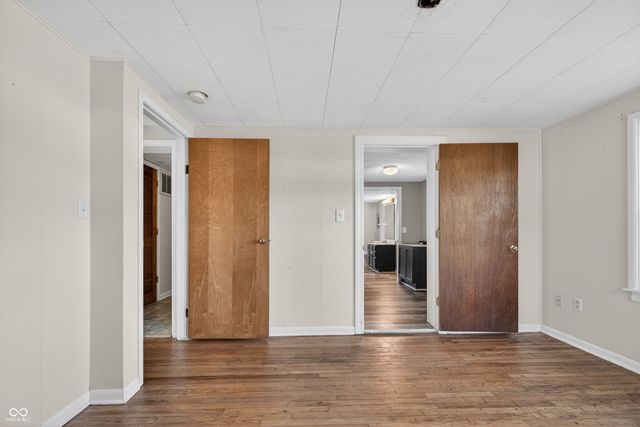 320 Peach Tree Lane, Indianapolis, IN 46219