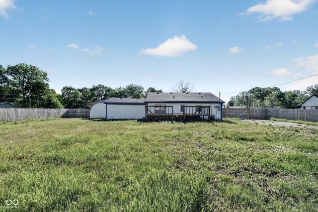 320 Peach Tree Lane, Indianapolis, IN 46219