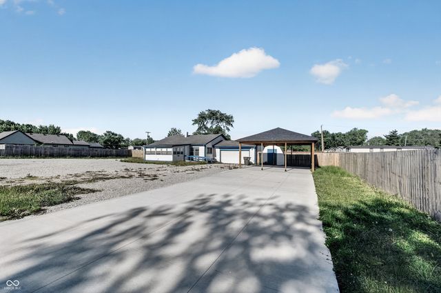 320 Peach Tree Lane, Indianapolis, IN 46219