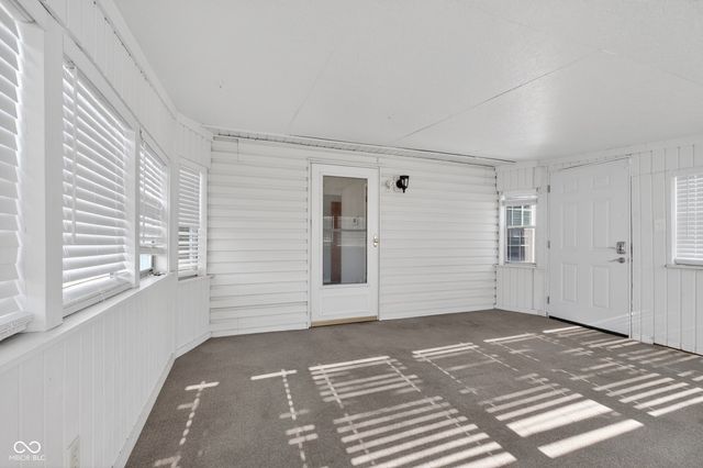 320 Peach Tree Lane, Indianapolis, IN 46219