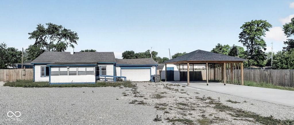 320 Peach Tree Lane, Indianapolis, IN 46219