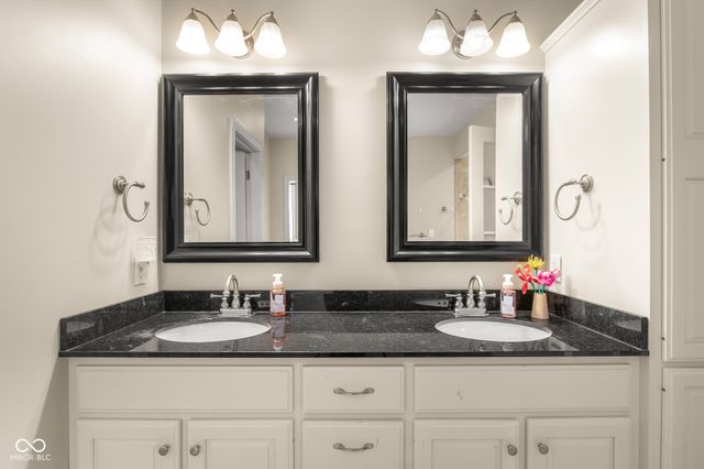 1935 Brookfield Court, Columbus, IN 47201