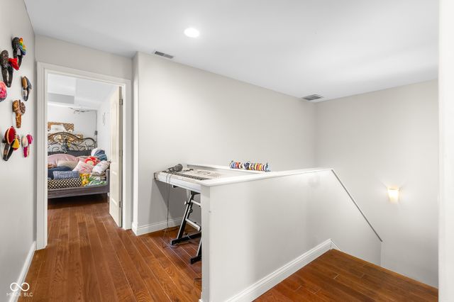 1935 Brookfield Court, Columbus, IN 47201