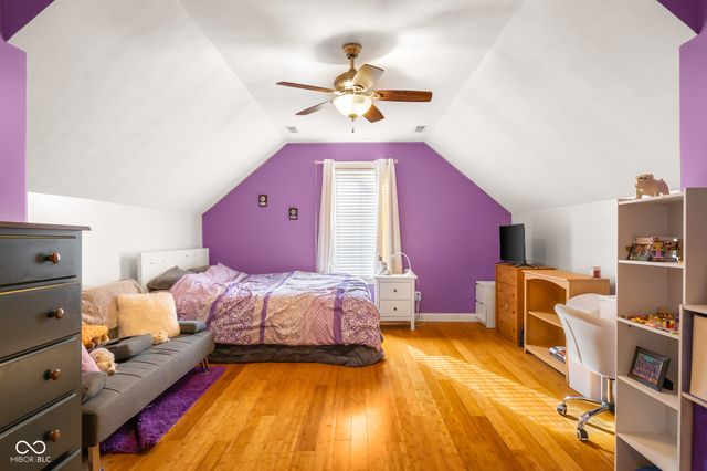 1935 Brookfield Court, Columbus, IN 47201