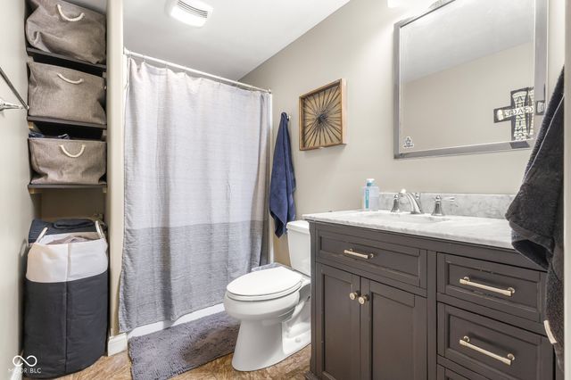 1935 Brookfield Court, Columbus, IN 47201