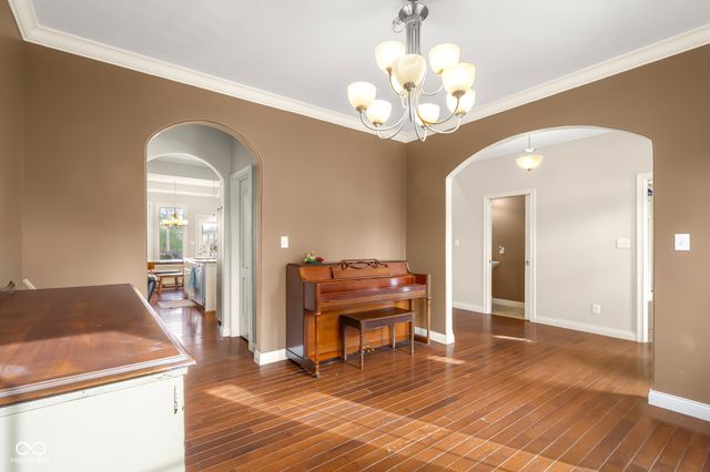 1935 Brookfield Court, Columbus, IN 47201