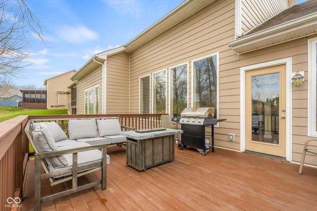 1935 Brookfield Court, Columbus, IN 47201