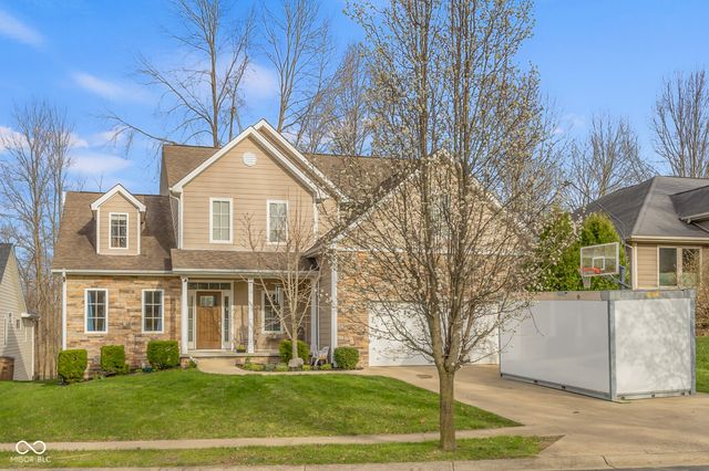 1935 Brookfield Court, Columbus, IN 47201