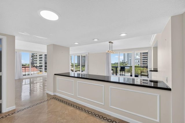 4000 N Ocean Drive 403, Riviera Beach, FL 33404