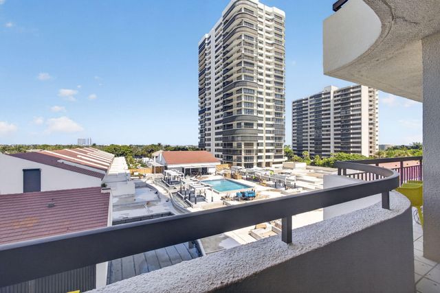 4000 N Ocean Drive 403, Riviera Beach, FL 33404