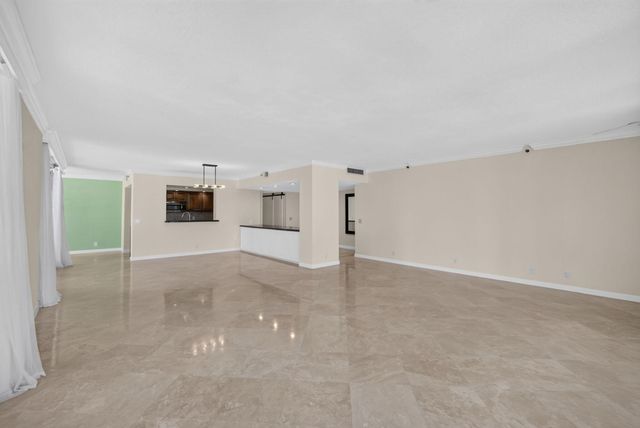 4000 N Ocean Drive 403, Riviera Beach, FL 33404