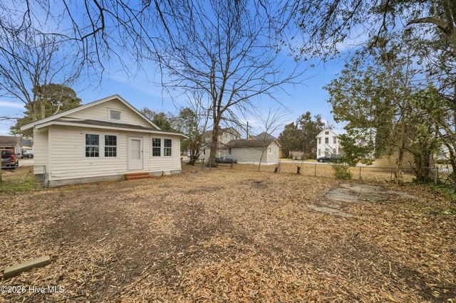 603 Maple Street, Elizabeth City, NC 27909