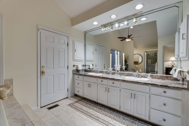 8105 Westhaven Dr, Nashville, TN 37221
