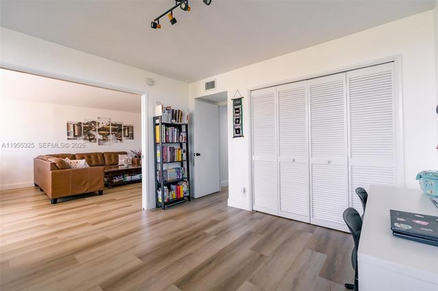 804 Cypress Grove Ln 308, Pompano Beach, FL 33069