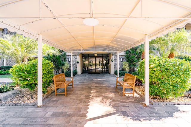 804 Cypress Grove Ln 308, Pompano Beach, FL 33069