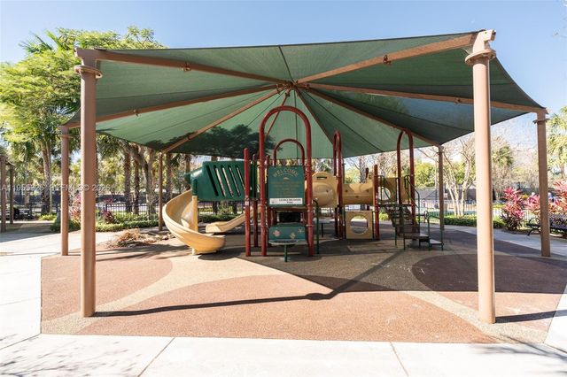 804 Cypress Grove Ln 308, Pompano Beach, FL 33069