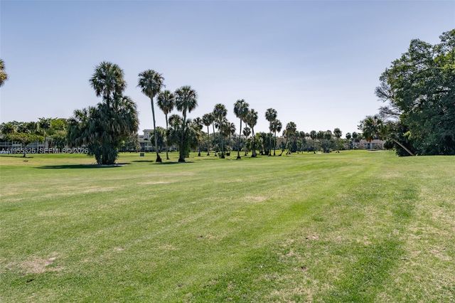 804 Cypress Grove Ln 308, Pompano Beach, FL 33069