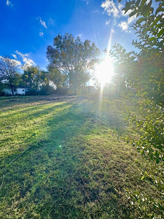 825 21st Ave, N, Nashville, TN 37208