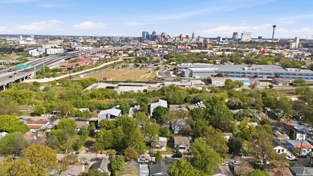 155 W Zavalla, San Antonio, TX 78204