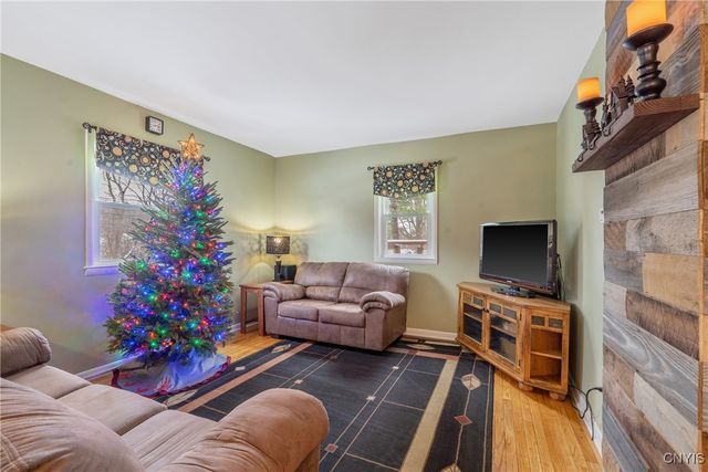 4404 Limerick Street, Marcellus, NY 13108