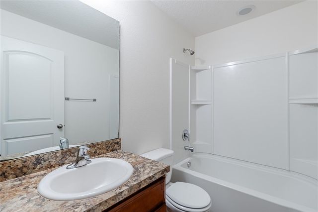 2428 BEXLEY DRIVE, Tavares, FL 32778