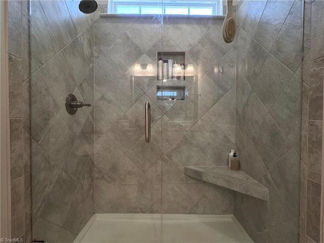 204 Shadow Trail, Clemmons, NC 27012