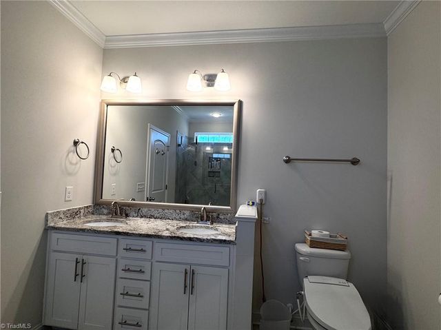 204 Shadow Trail, Clemmons, NC 27012