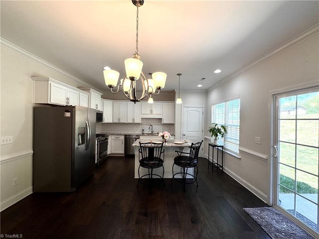 204 Shadow Trail, Clemmons, NC 27012