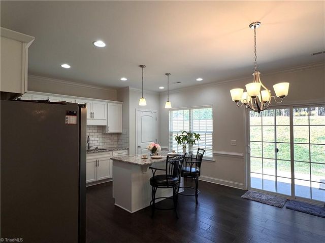 204 Shadow Trail, Clemmons, NC 27012