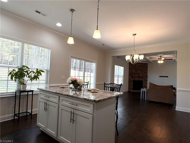 204 Shadow Trail, Clemmons, NC 27012