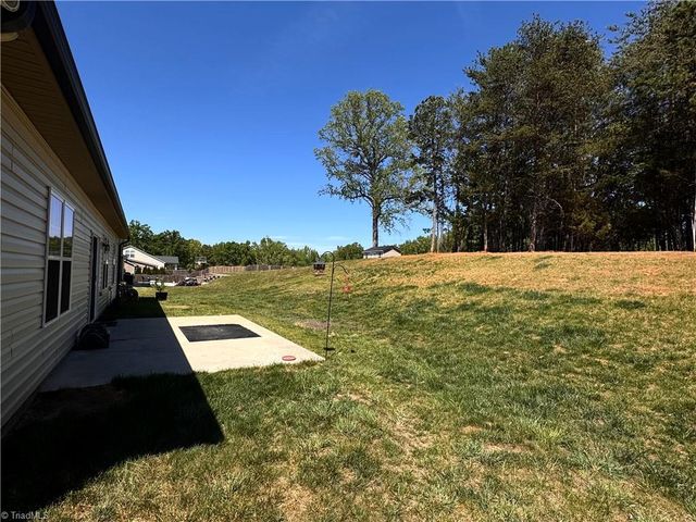 204 Shadow Trail, Clemmons, NC 27012