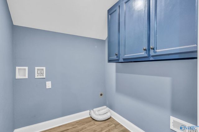 21746 Pinebrook Drive, Athens, AL 35614