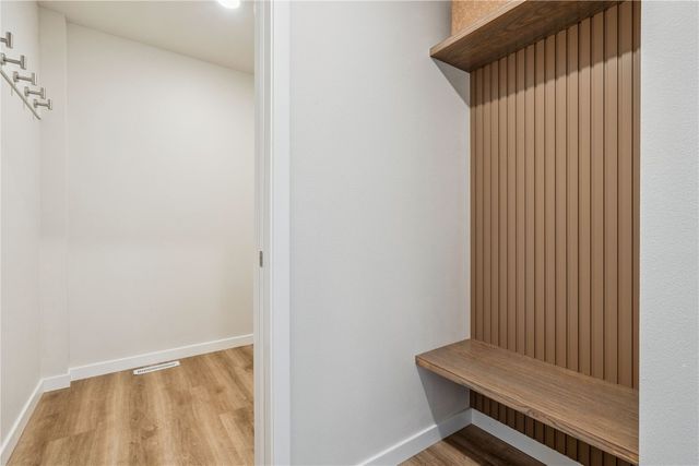 7106 Waterview Drive SW, Cedar Rapids, IA 52404