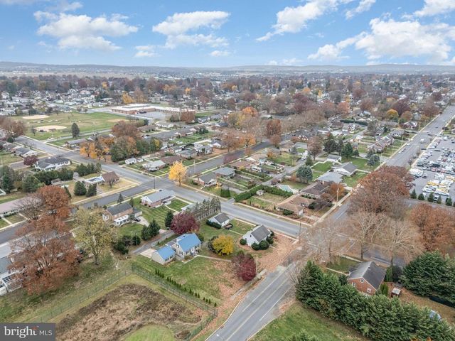 914 E CHERRY ST, Palmyra, PA 17078