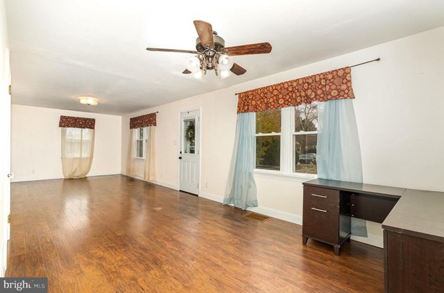 914 E CHERRY ST, Palmyra, PA 17078