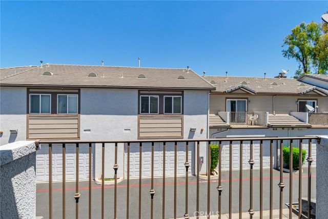 1555 Orange Avenue 404, Redlands, CA 92373
