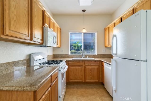 1555 Orange Avenue 404, Redlands, CA 92373