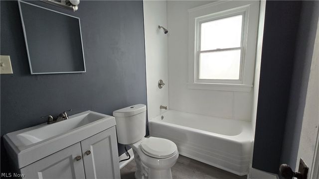 13301 Caine Avenue, Cleveland, OH 44105