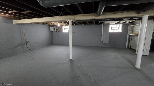 13301 Caine Avenue, Cleveland, OH 44105