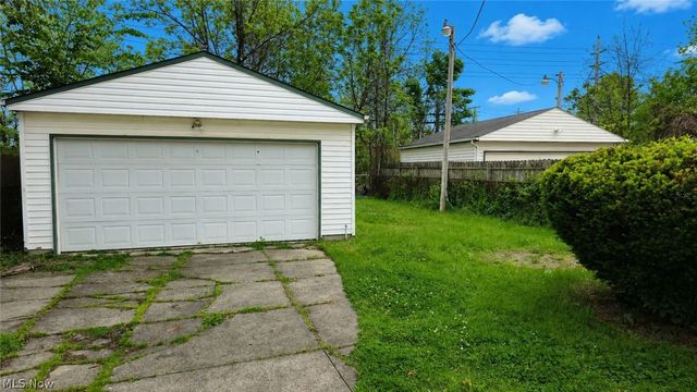 13301 Caine Avenue, Cleveland, OH 44105