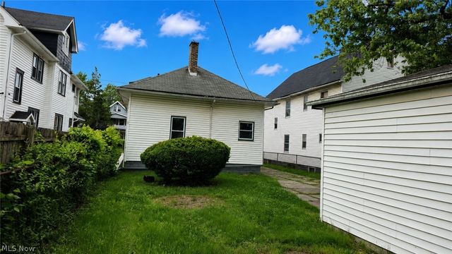 13301 Caine Avenue, Cleveland, OH 44105