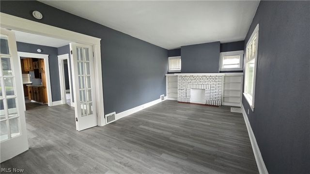 13301 Caine Avenue, Cleveland, OH 44105