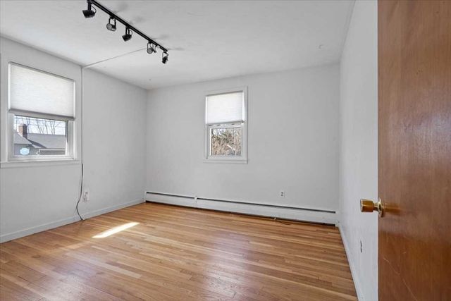 77 Zenith Dr, Worcester, MA 01602