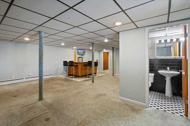 77 Zenith Dr, Worcester, MA 01602