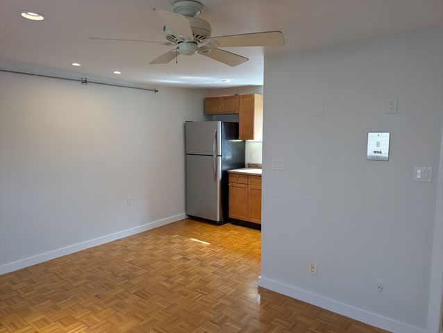 35 Homer Ave 7, Cambridge, MA 02138