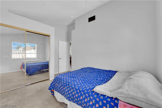 1600 North Torrey Pines Drive 202, Las Vegas, NV 89108