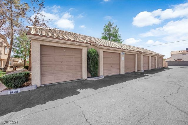 1600 North Torrey Pines Drive 202, Las Vegas, NV 89108