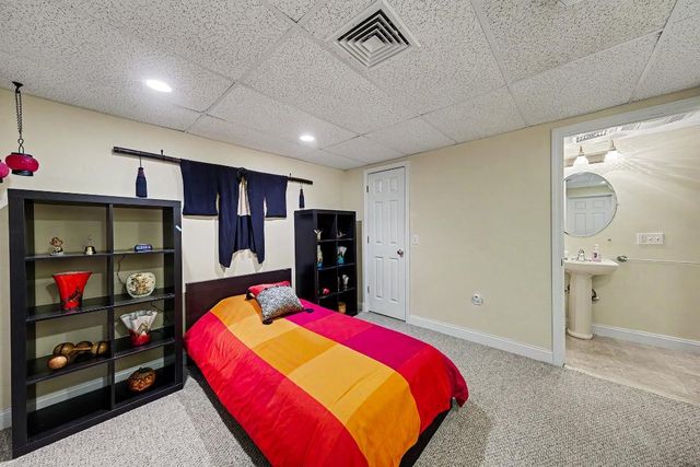 13 West Butterfly Way, Lincoln, RI 02865